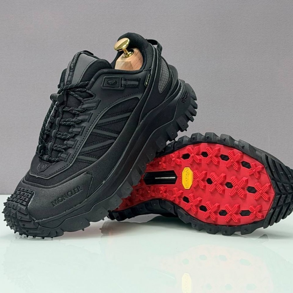 Moncler Trailgrip Gore Tex "Black"