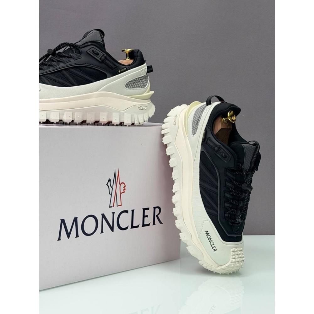 Moncler Trailgrip Gore Tex "Black/White"