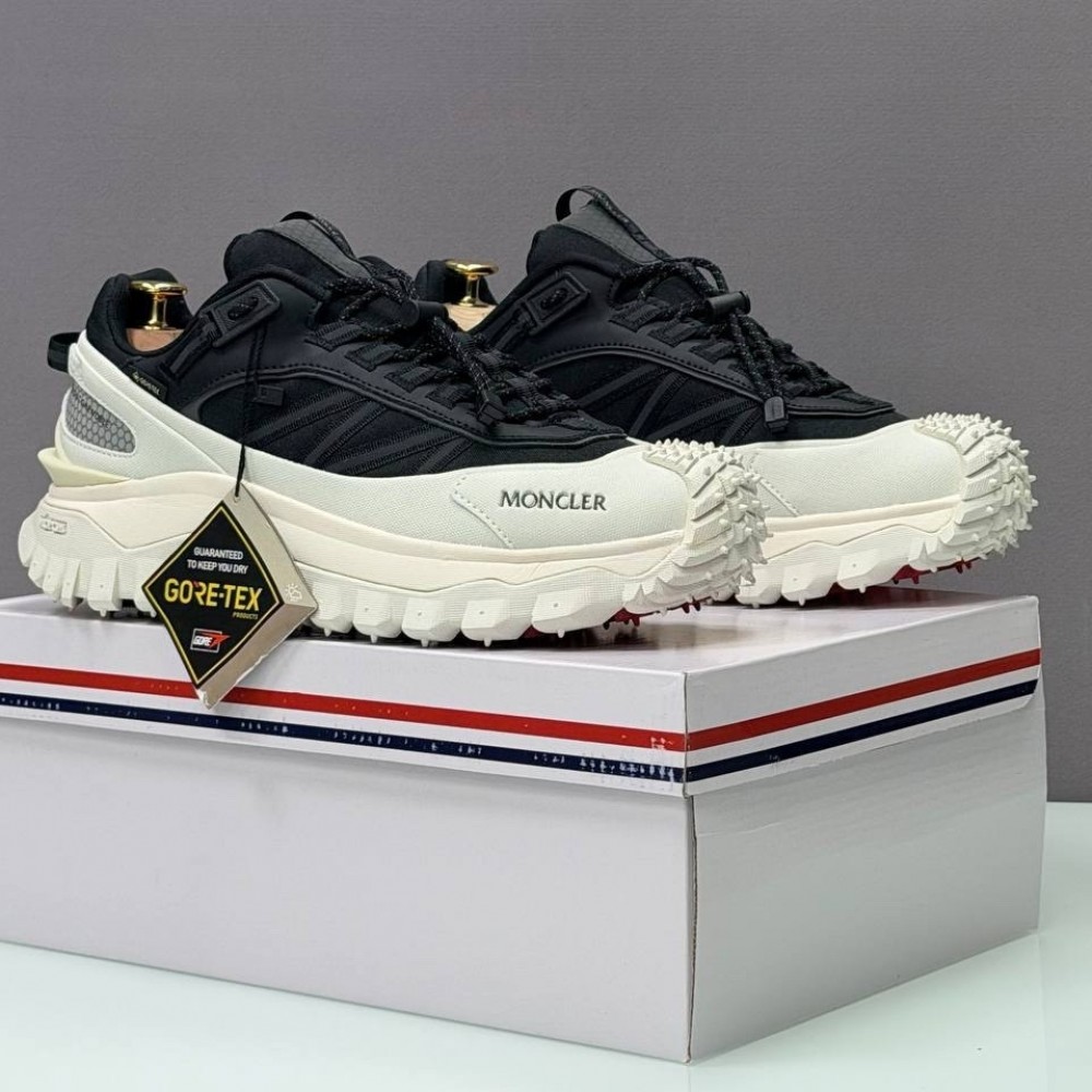 Moncler Trailgrip Gore Tex "Black/White"