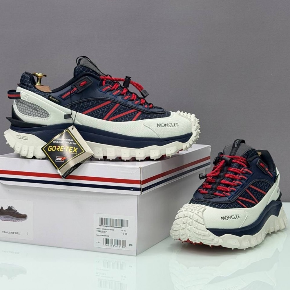 Moncler Trailgrip Gore Tex "Blue/White" Moncler Trailgrip Gore Tex "Blue/White"