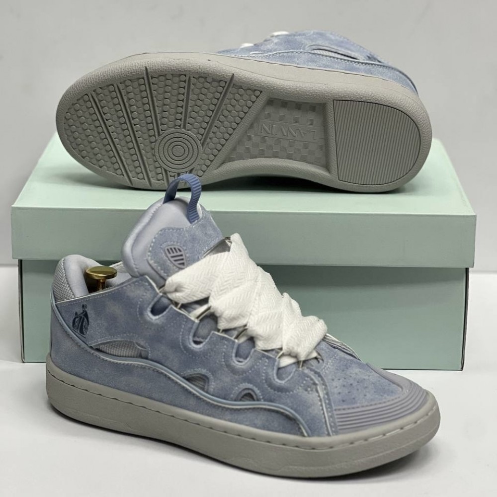 Lanvin Curb "Effect"