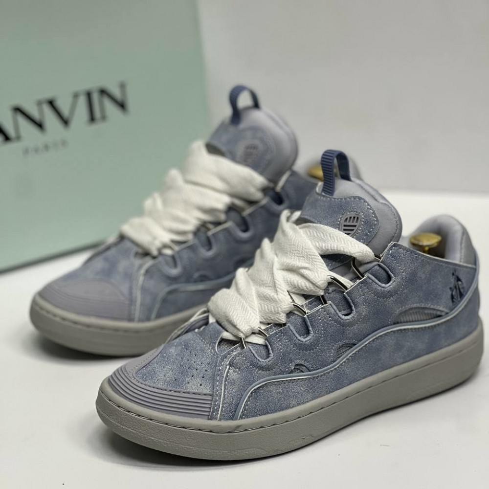 Lanvin Curb "Effect"