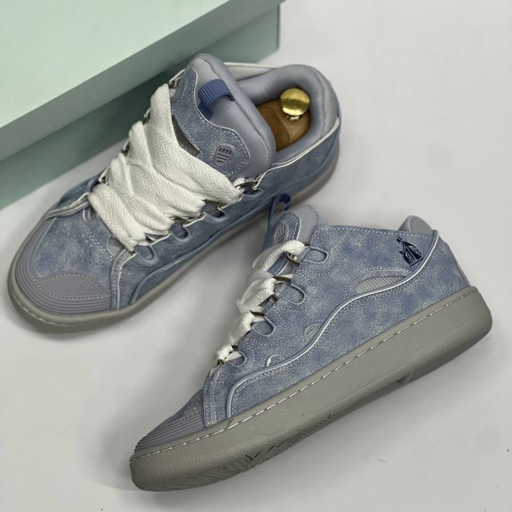 Lanvin Curb "Effect"
