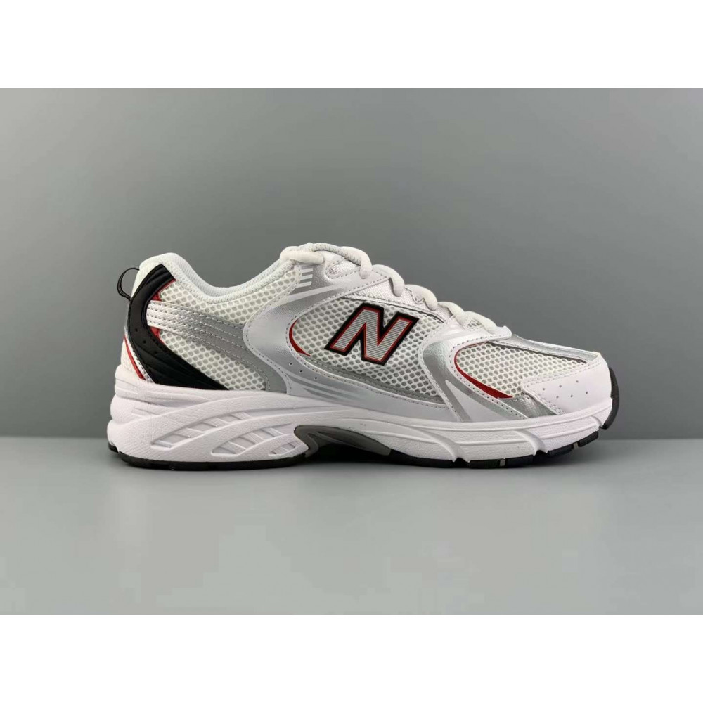 NB 530 v2 Retro "Silver"