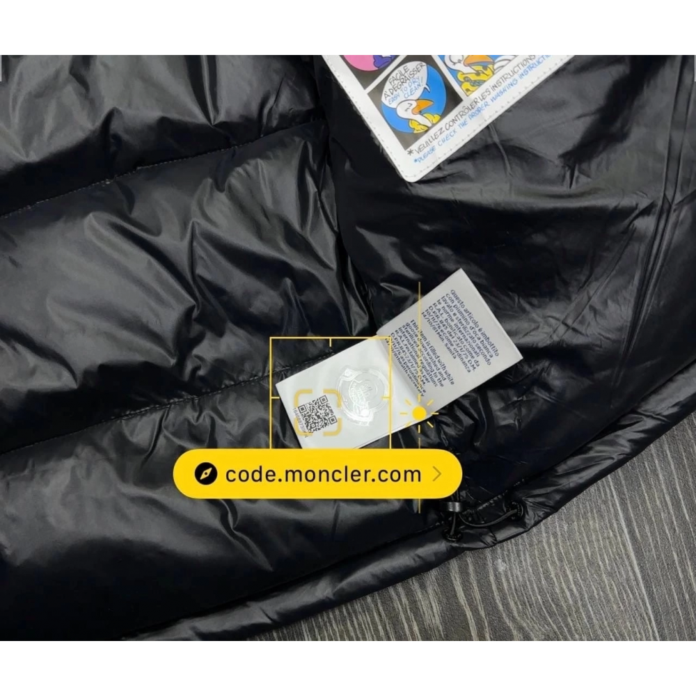 Пуховик Moncler "Black"