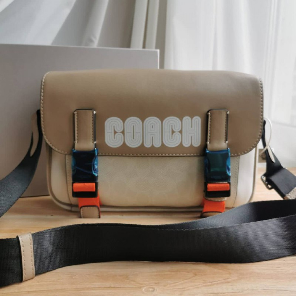 Сумка Coach Track "Beige"