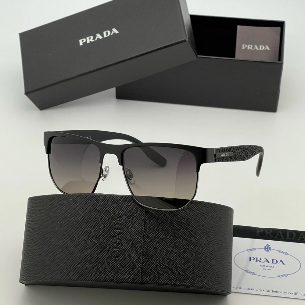 Очки Prada