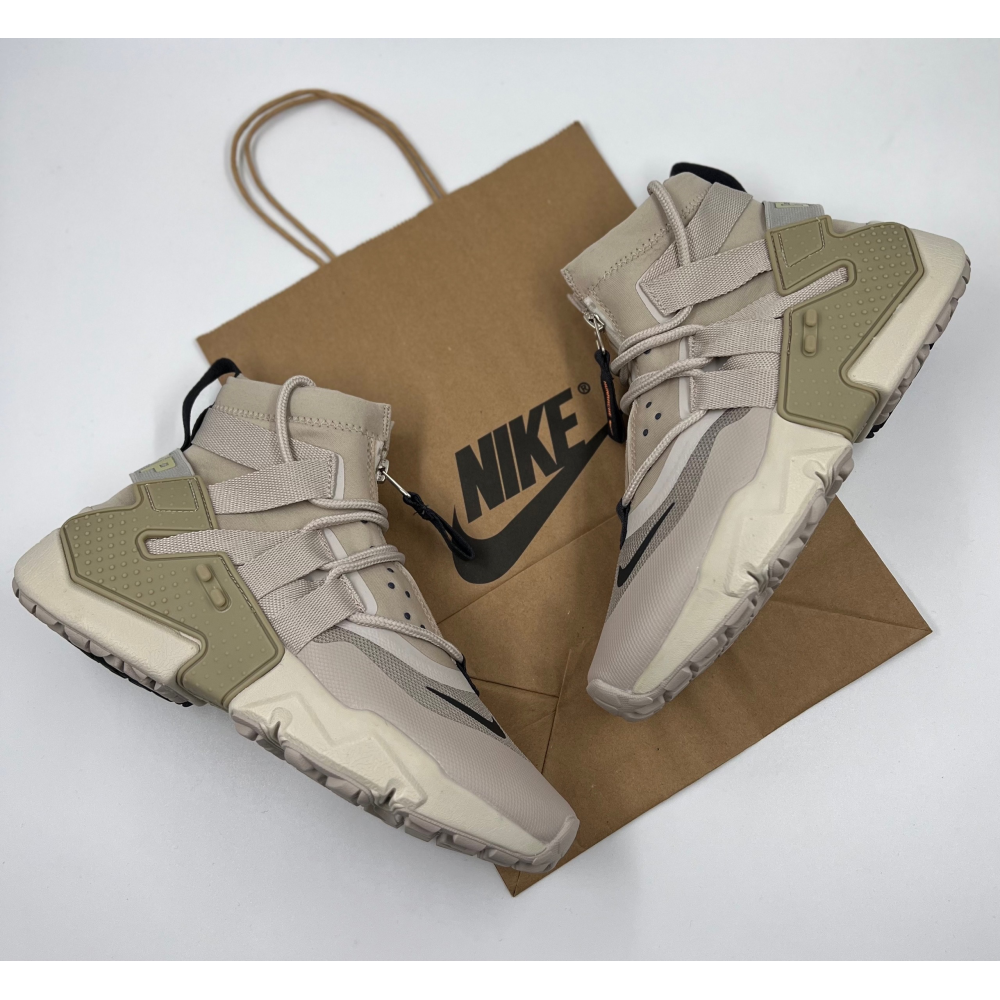 Nike Air Huarache Gripp "Desert Sand" Nike Air Huarache Gripp "Desert Sand"