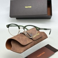 Солнцезащитные очки Tom Ford